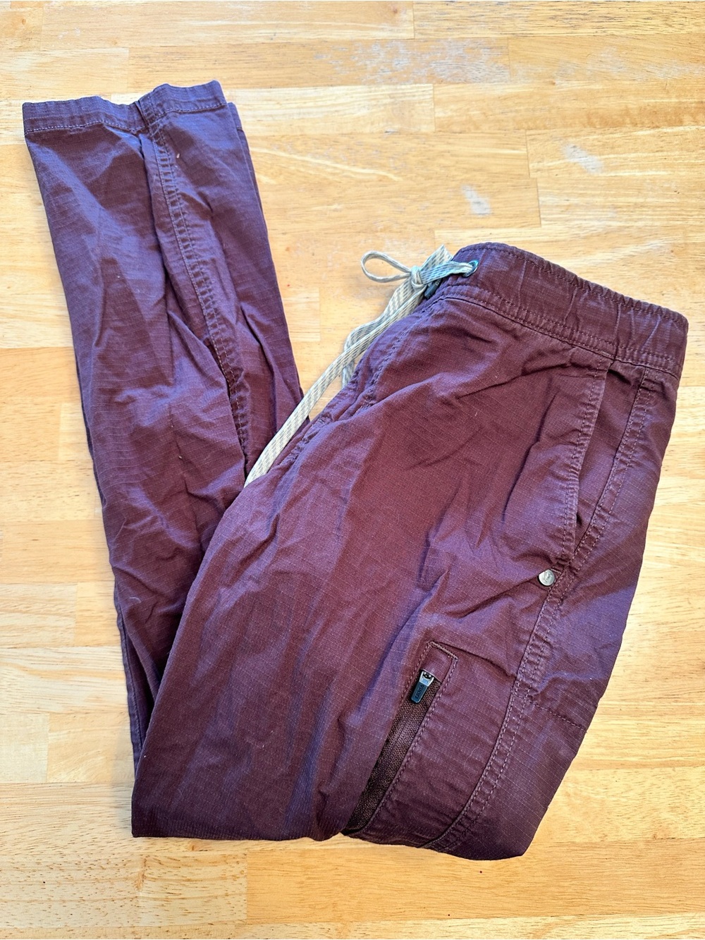 Vuori Women’s Ripstop pants XS